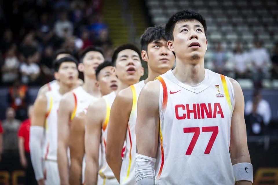 世界杯官方认证-郭士强拿出杀手锏,男篮却诞生2个隐患!2人低迷或彻底告别国家队